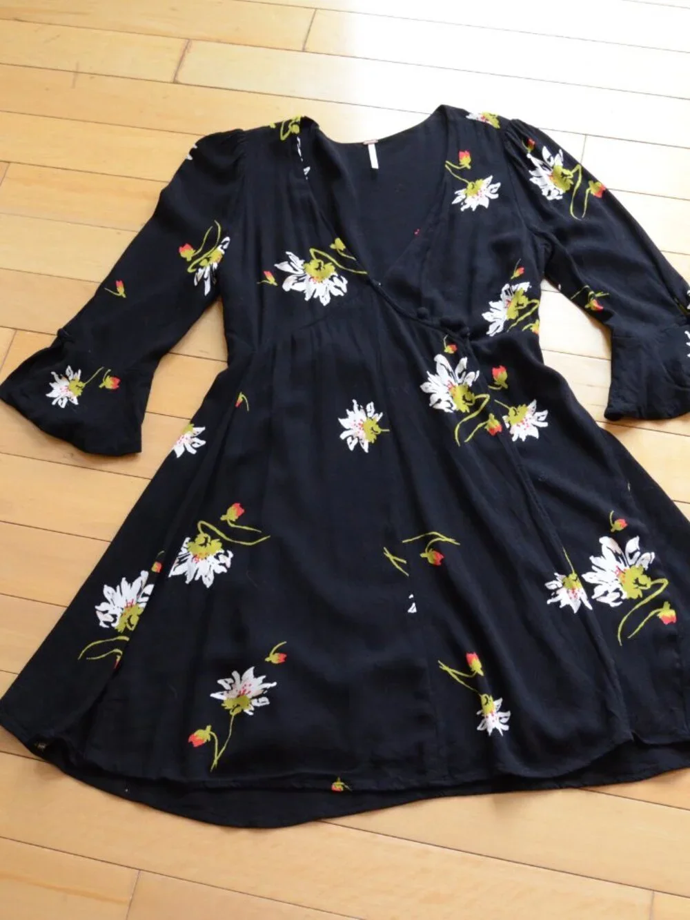 Free People Womens Time On My Side Floral Print Bell Sleeves Wrap Dress Black XS
